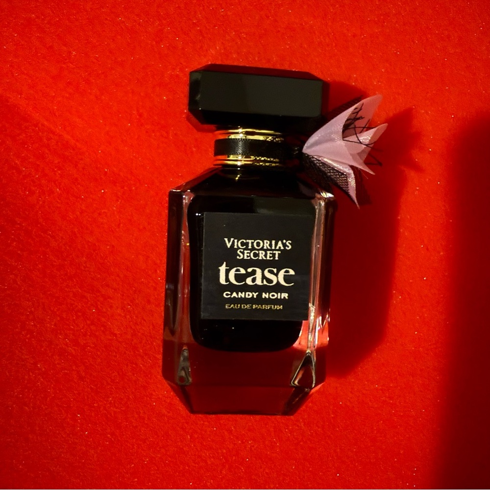 Victoria's Secret Tease Candy Noir Eau De Parfum